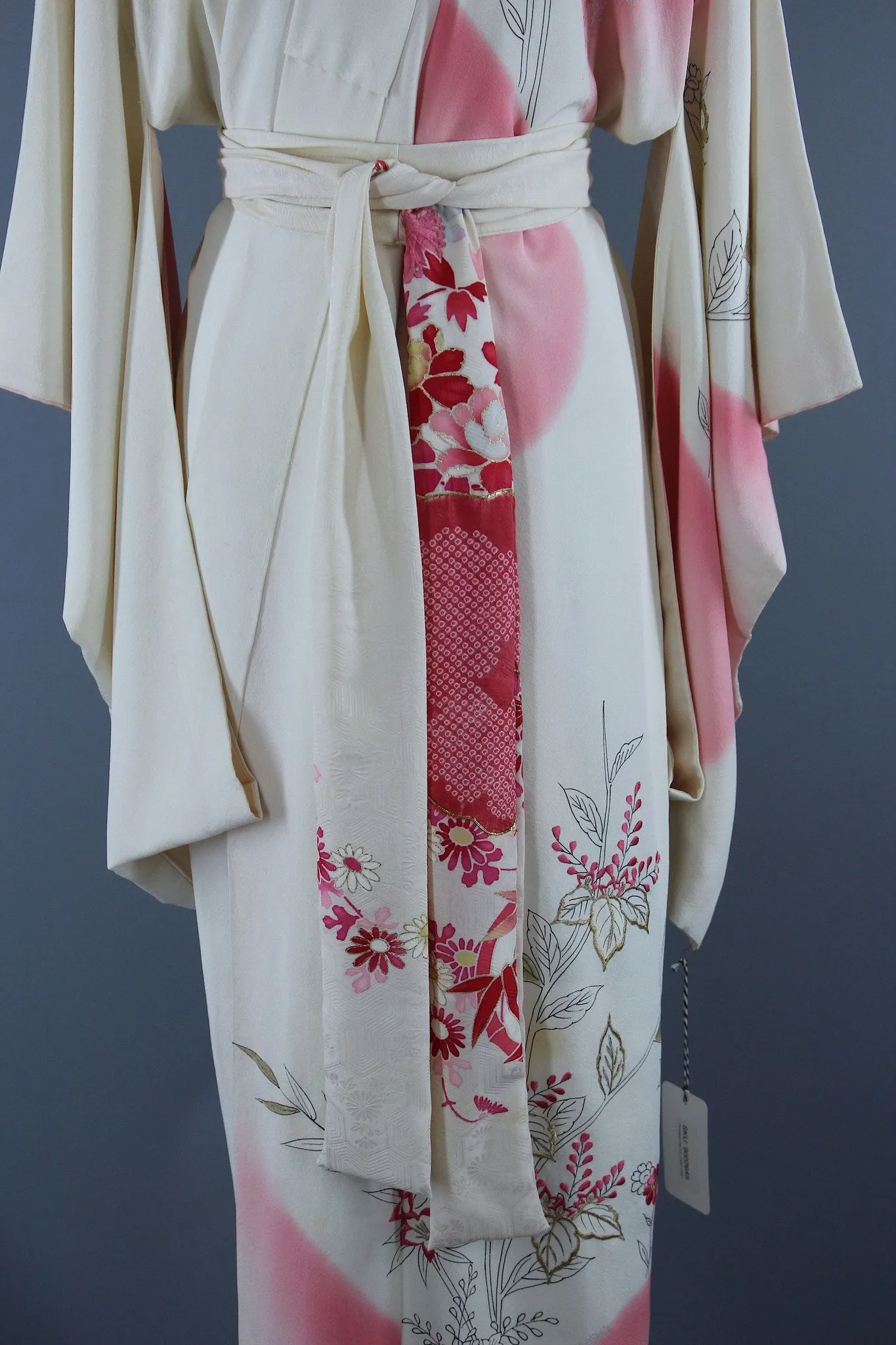 1950s Vintage Silk Kimono Robe / White Pink Gold Floral Print