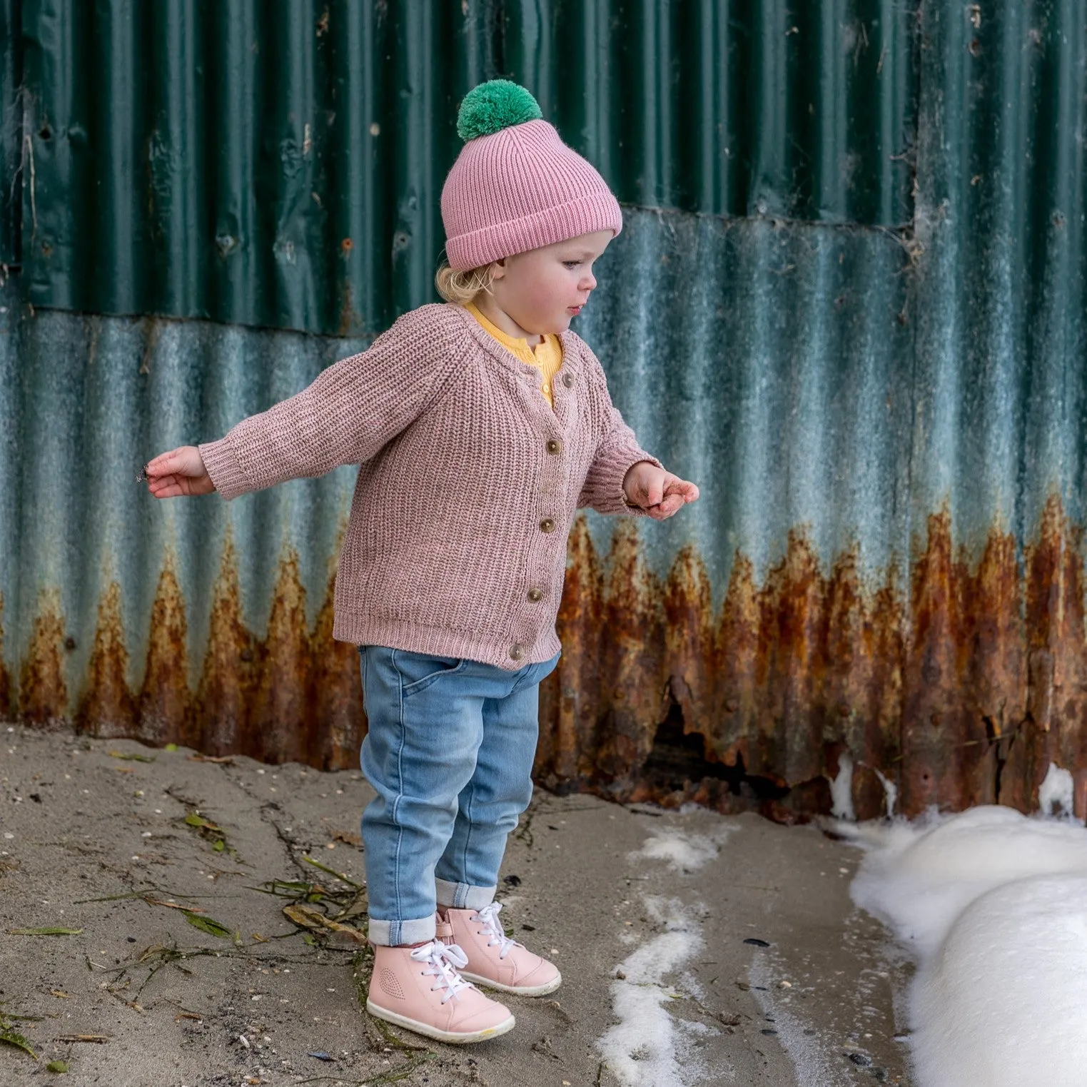 Acorn Kids: Oslo Merino Ribbed Beanie Pink and Green