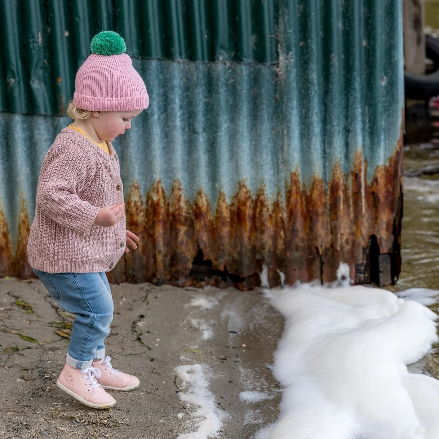 Acorn Kids: Oslo Merino Ribbed Beanie Pink and Green