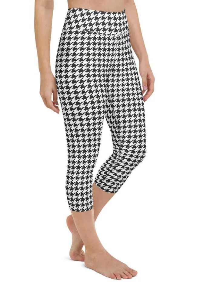 Black & White Houndstooth Print Yoga Capris