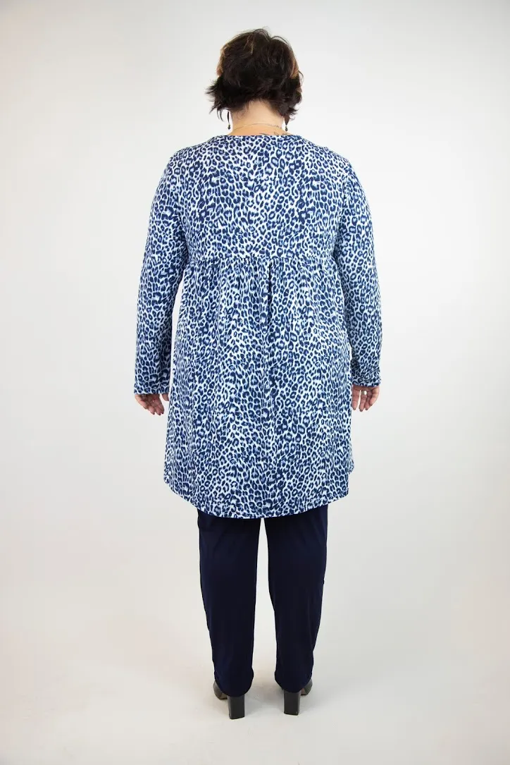 Blue Cheetah 2AM Long Sleeve Pattern Tunic