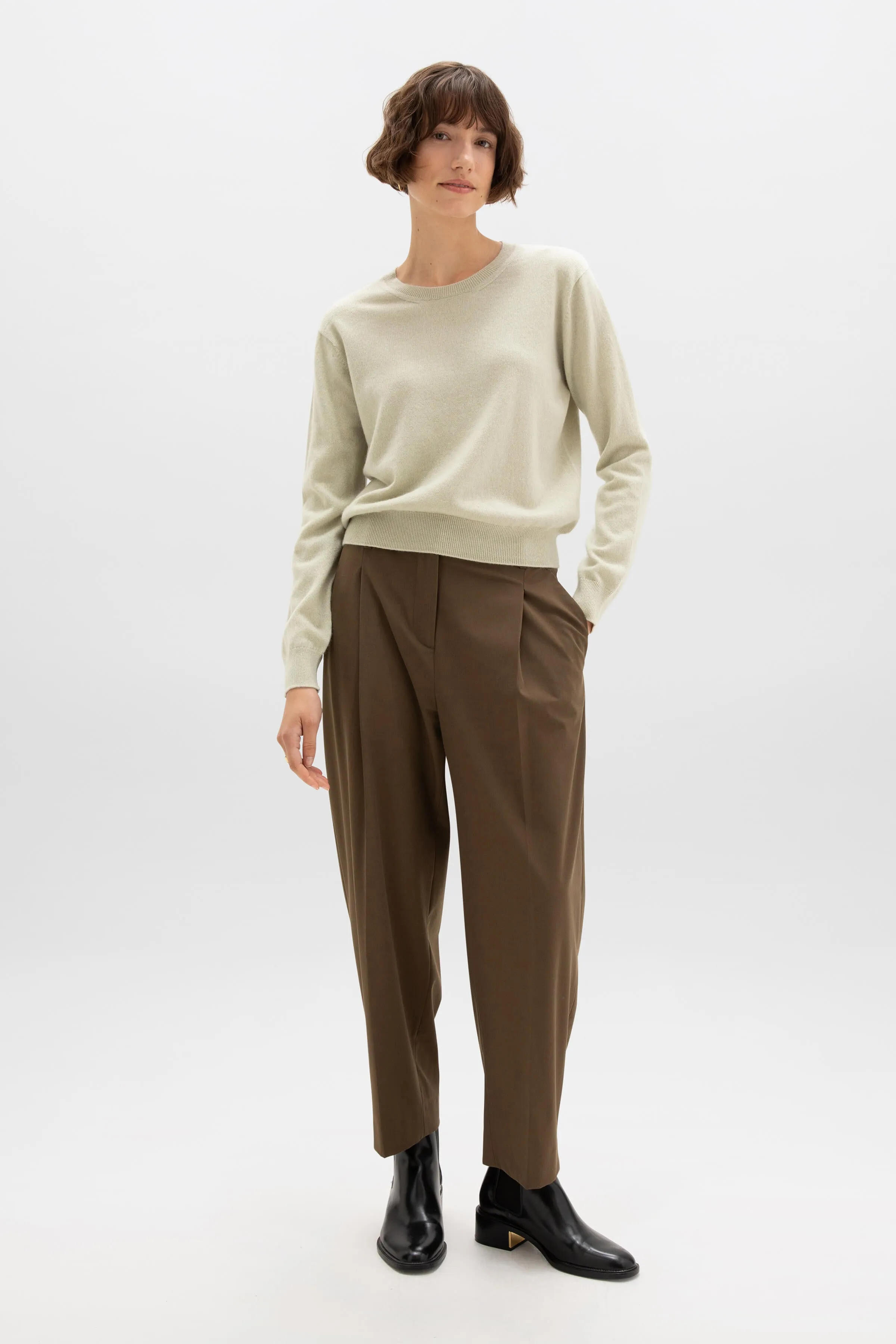 Cropped Cashmere Round Neck