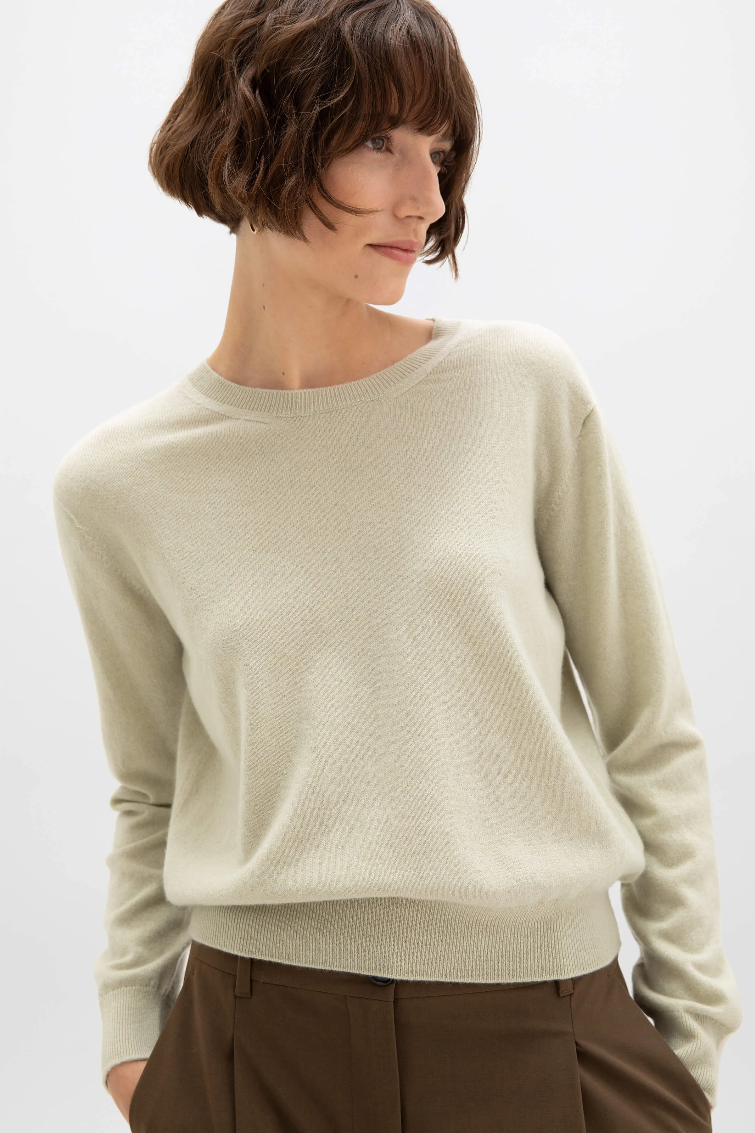 Cropped Cashmere Round Neck