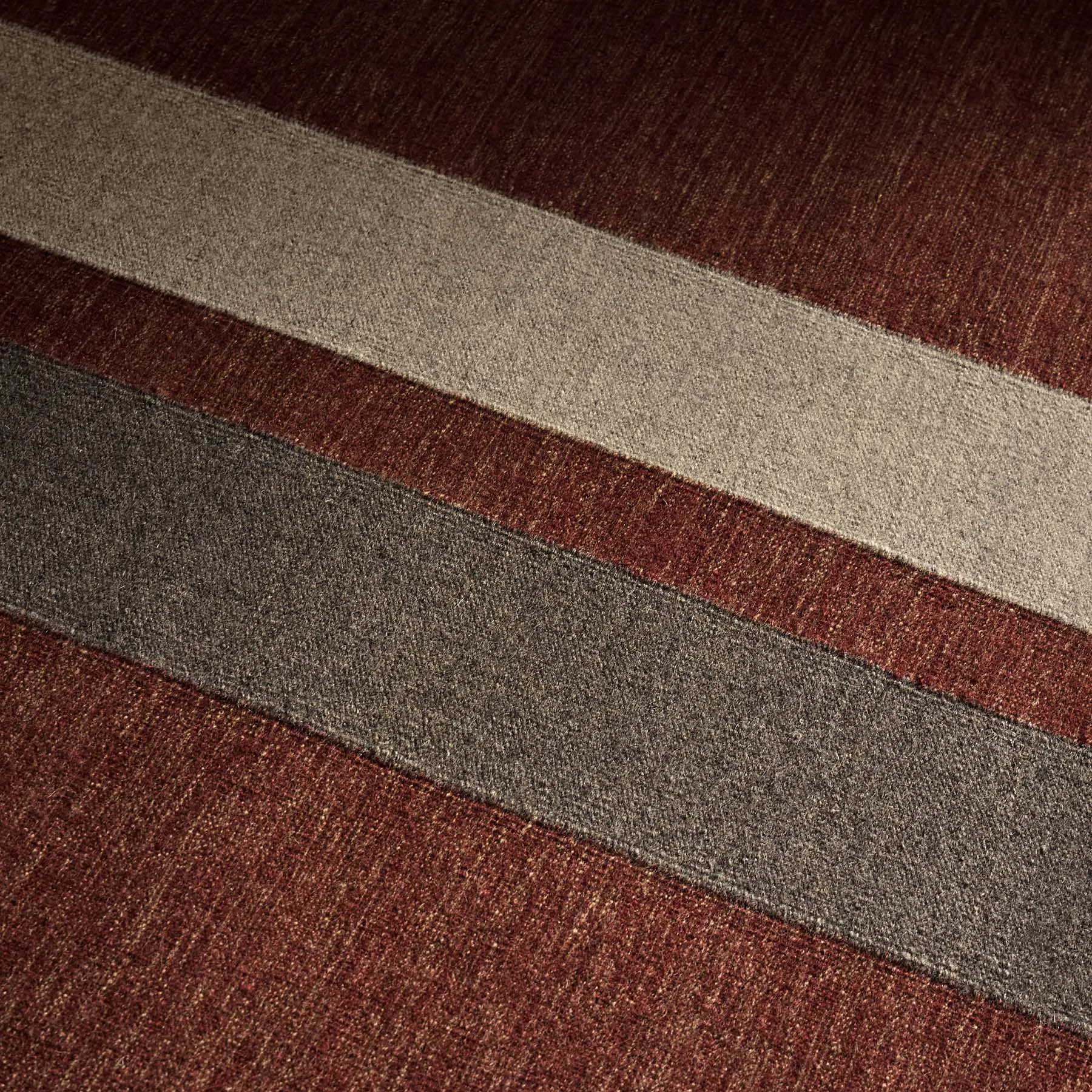 Double Stripe Runner - Wine/Flint/Oyster