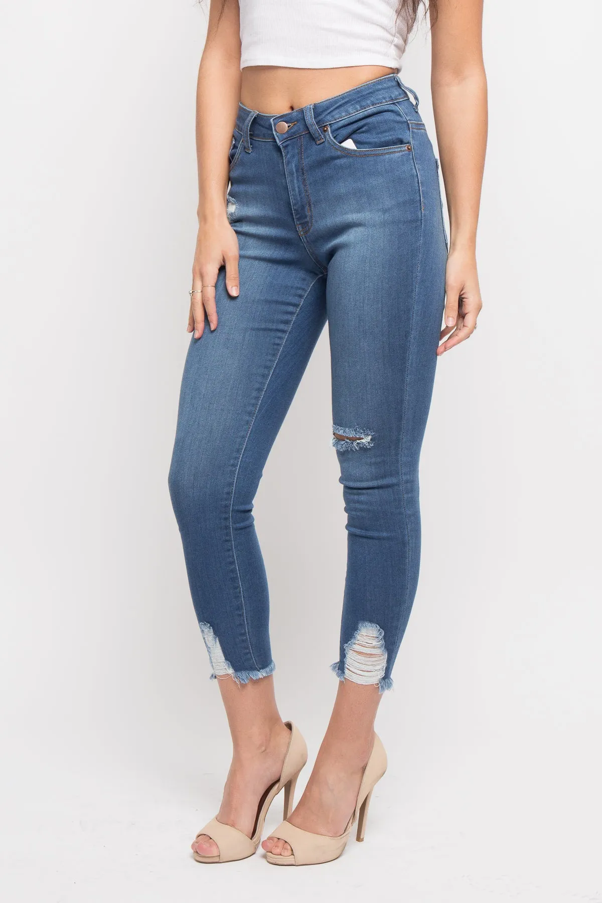 Essential Distressed Cropped Jeans