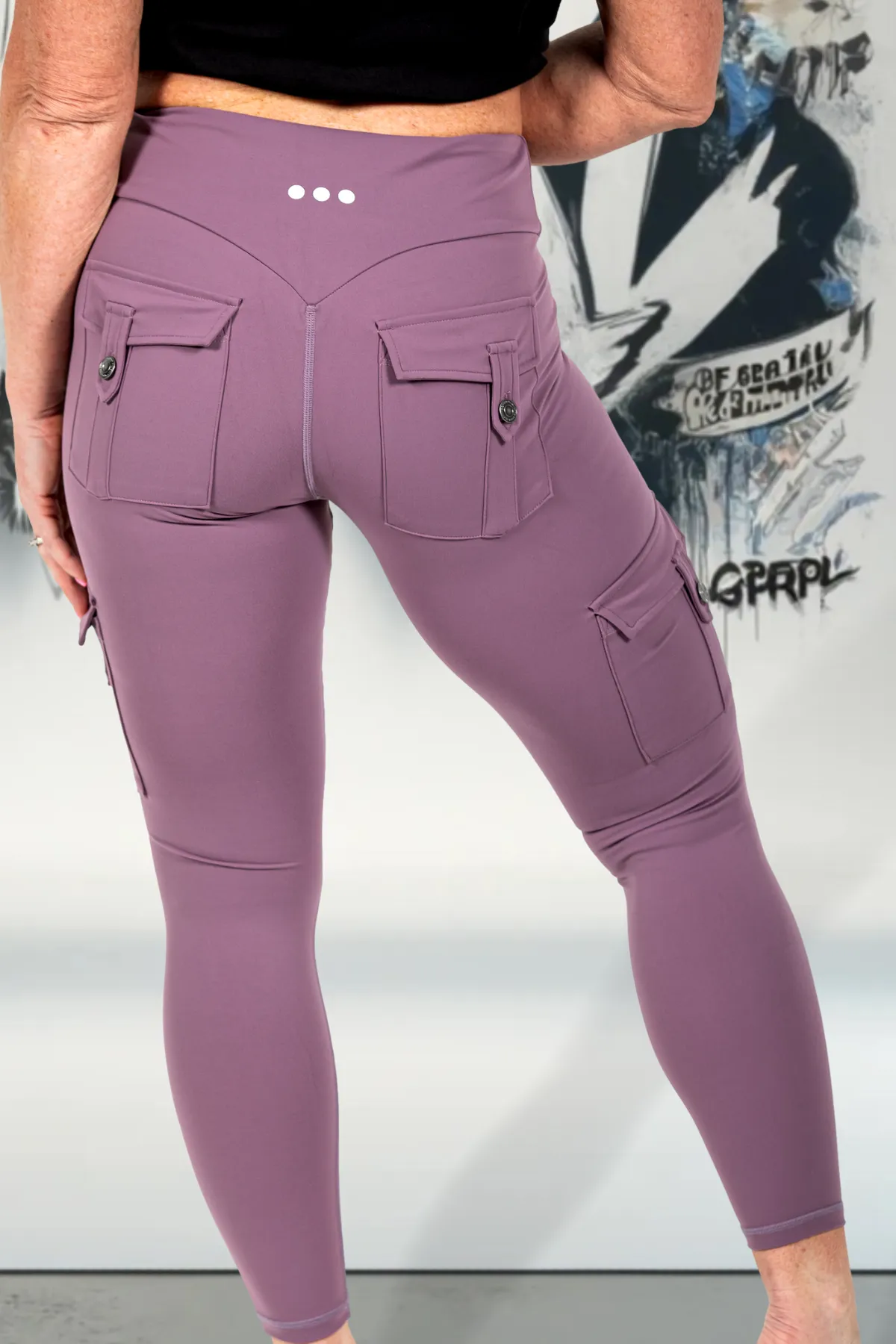 Hecate Lavender Majestic Cargo Leggings