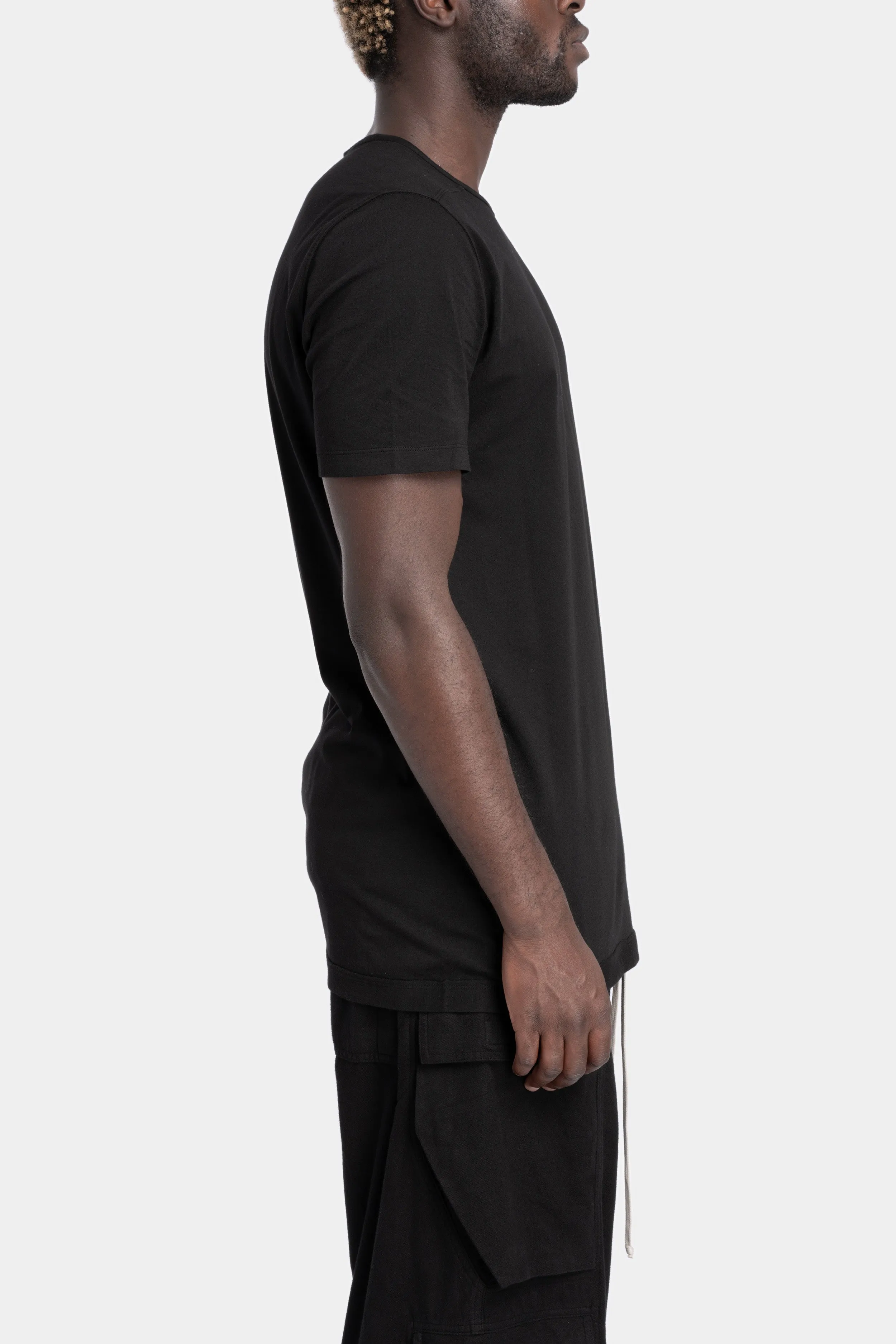 Level tee, Black