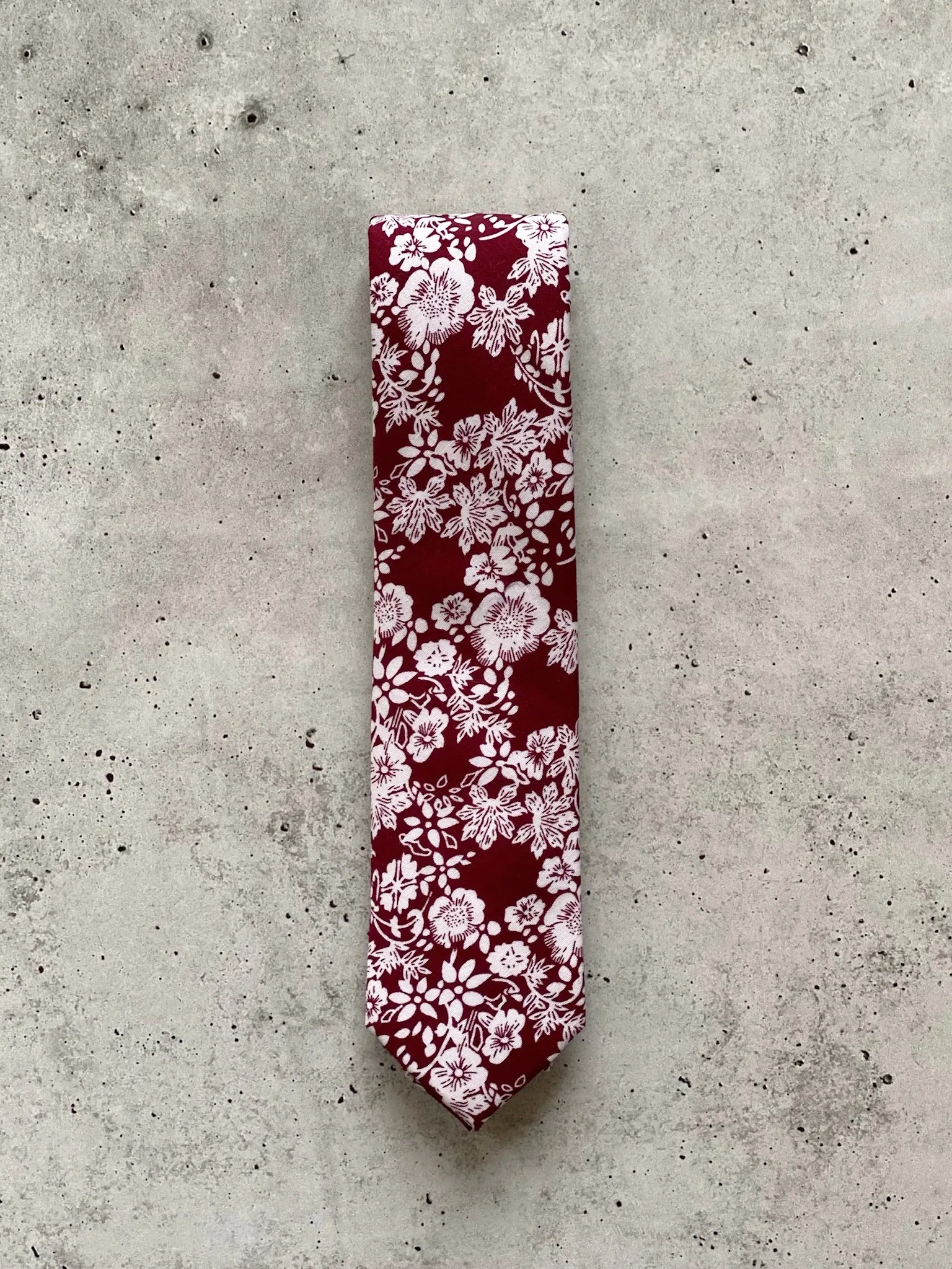 Malcolm Cotton Floral Neck Tie