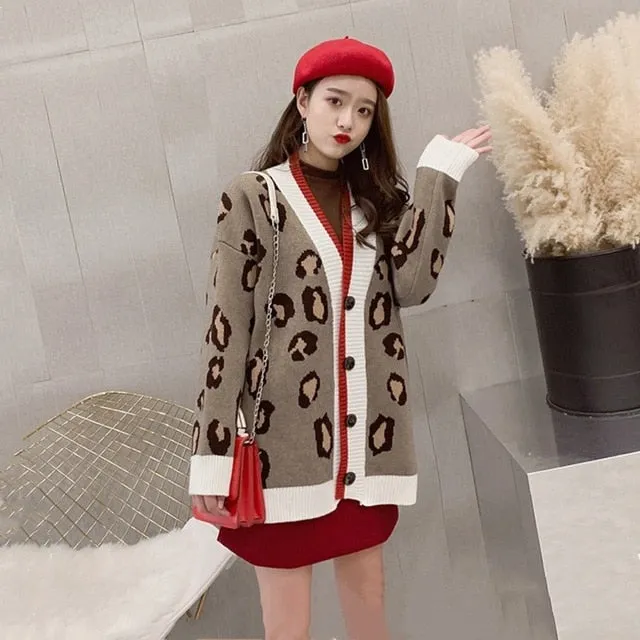 SHENGPALAE 2020 New Fashion Autumn V-neck Single Breasted Leopard Print Cardigans Women Loose Casual Korean Tide Sweater FV110