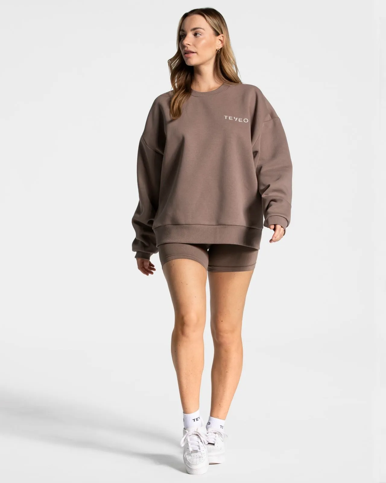 Signature Oversized Sweater "Mokka"